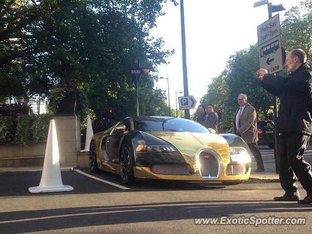 Bugatti Veyron spotted in London, United Kingdom