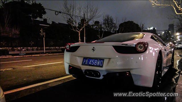 Ferrari 458 Italia spotted in Shanghai, China