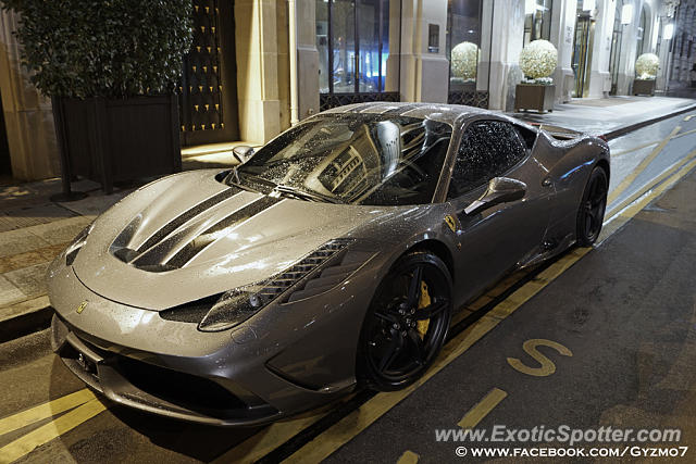 Ferrari 458 Italia spotted in Paris, France