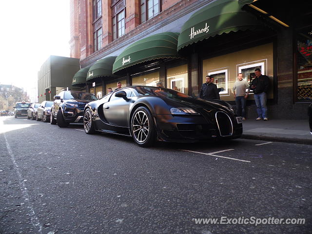 Bugatti Veyron spotted in London, United Kingdom