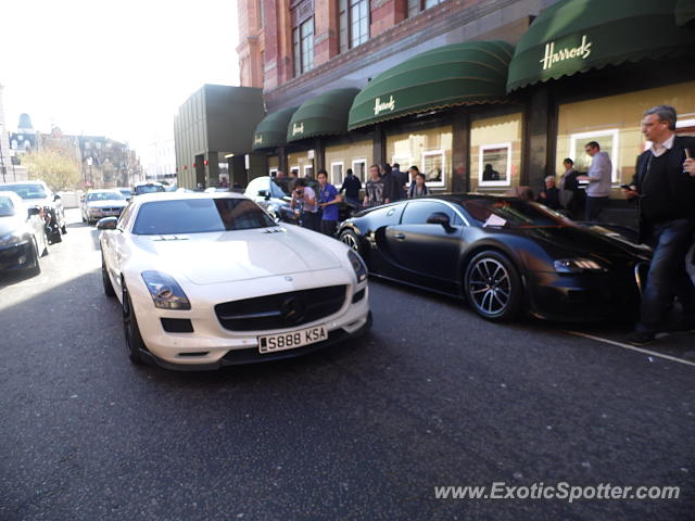 Bugatti Veyron spotted in London, United Kingdom