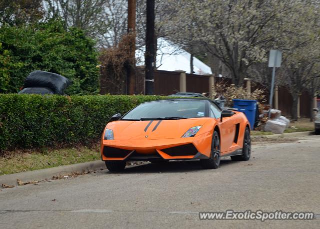 Lamborghini Gallardo spotted in Dallas, Texas