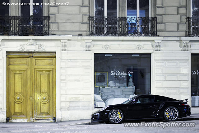 Porsche 911 Turbo spotted in Paris, France