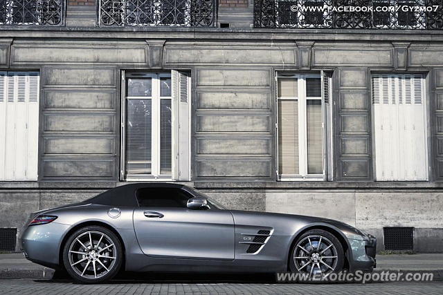 Mercedes SLS AMG spotted in Paris, France