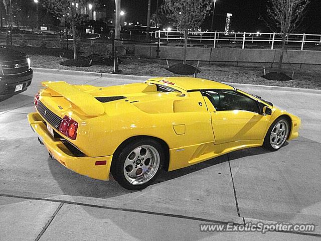 Lamborghini Diablo spotted in Cleveland, Ohio