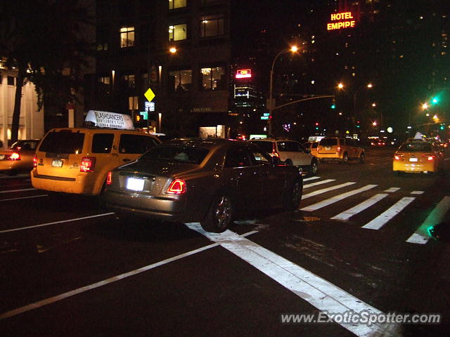 Rolls Royce Ghost spotted in Mannhattan, New York