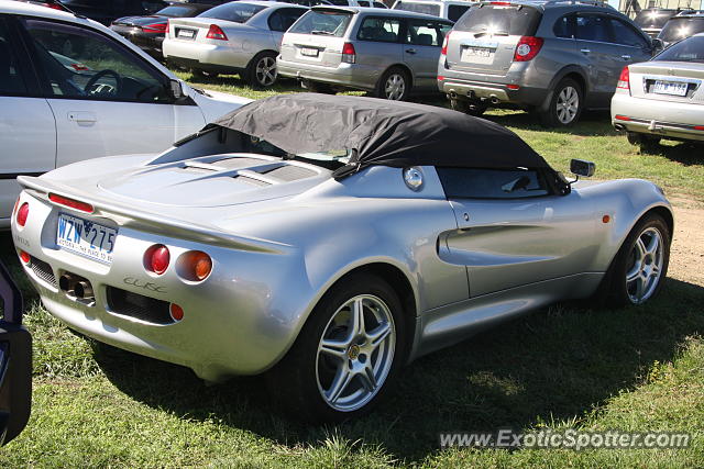 Lotus Elise spotted in Winton, Australia