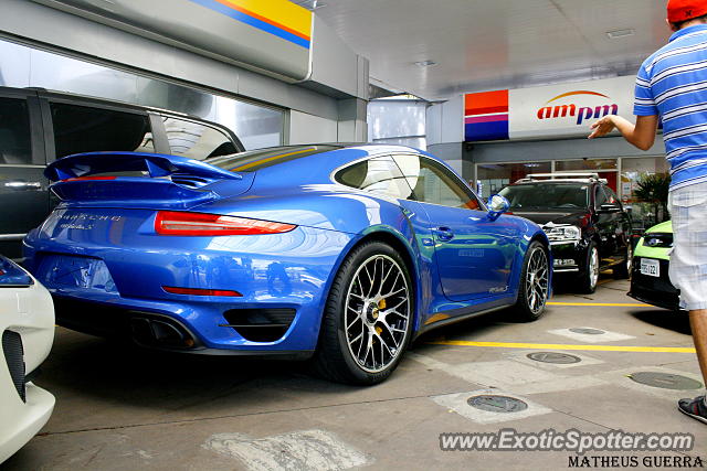 Porsche 911 Turbo spotted in São Paulo, Brazil