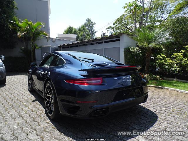 Porsche 911 Turbo spotted in São Paulo, Brazil