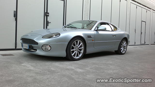 Aston Martin DB7 spotted in Bergamo, Italy