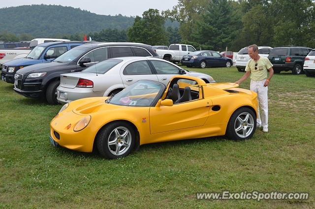 Lotus Elise spotted in Lakeville, Connecticut