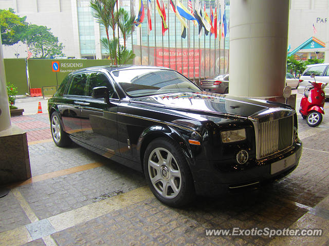 Rolls Royce Phantom spotted in Kuala Lumpur, Malaysia