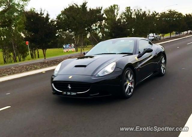 Ferrari California spotted in Sydney, Australia