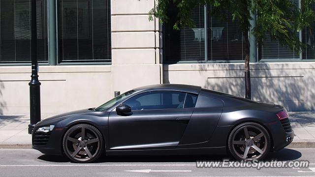 Audi R8 spotted in Montreal, Canada