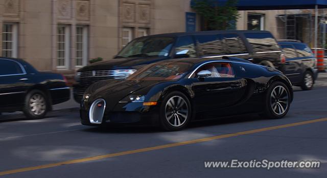 Bugatti Veyron spotted in Montreal, Canada