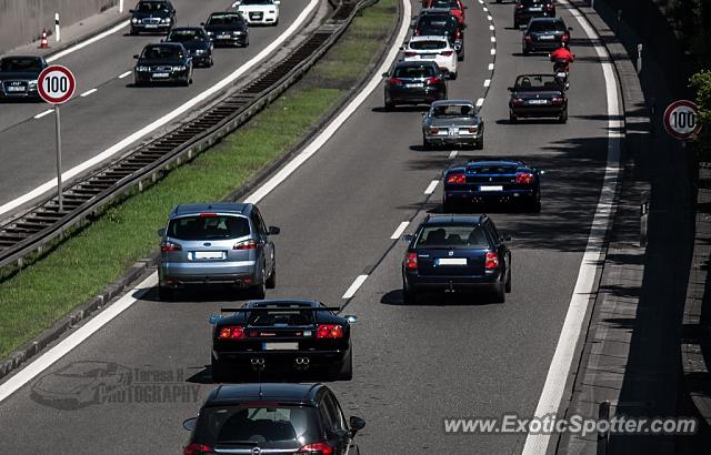 Lamborghini Diablo spotted in A81, Germany