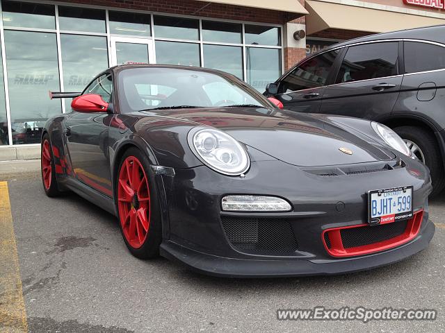 Porsche 911 GT3 spotted in Richmond Hill, Canada