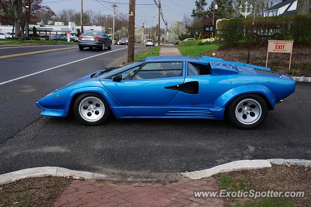 Lamborghini Countach spotted in Bernerdsville, New Jersey