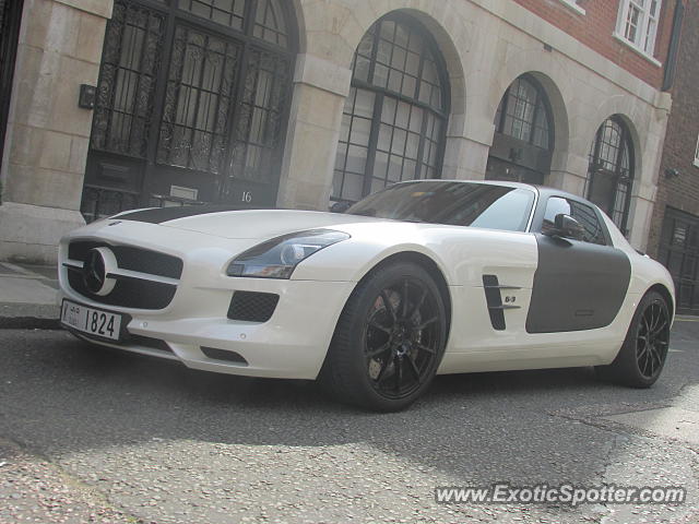 Mercedes SLS AMG spotted in London, United Kingdom