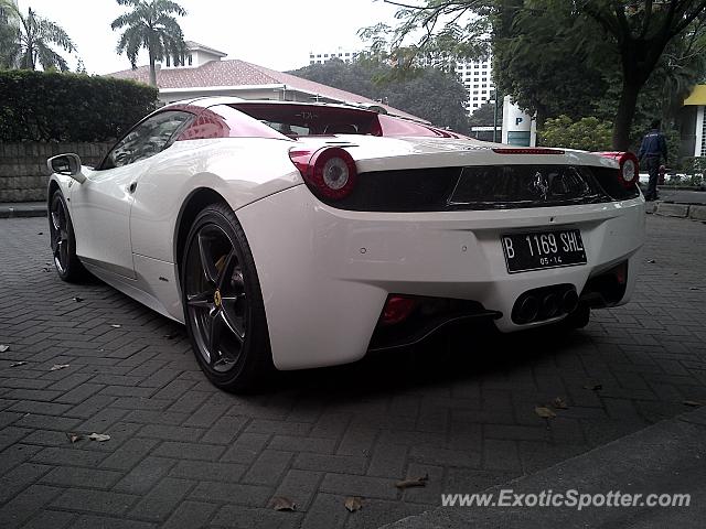 Ferrari 458 Italia spotted in Senayan,Jakarta, Indonesia