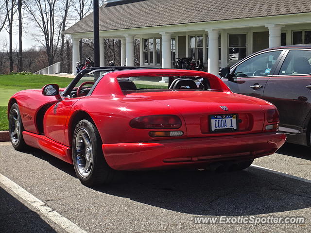 Dodge Viper spotted in Ada, Michigan