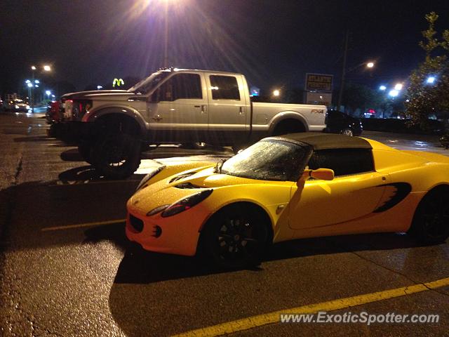 Lotus Elise spotted in Jacksonville, Florida