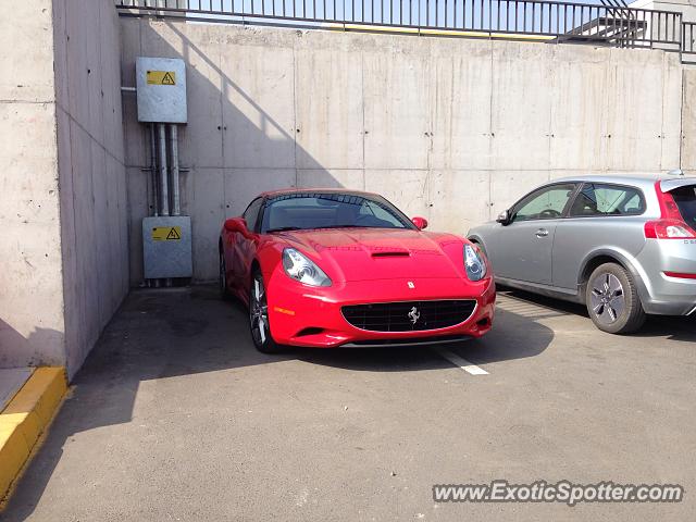 Ferrari California spotted in Santiago, Chile