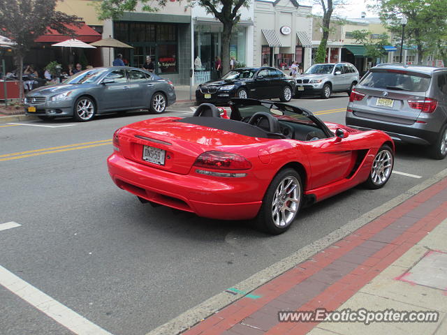 Dodge Viper spotted in Ridgewood, New Jersey