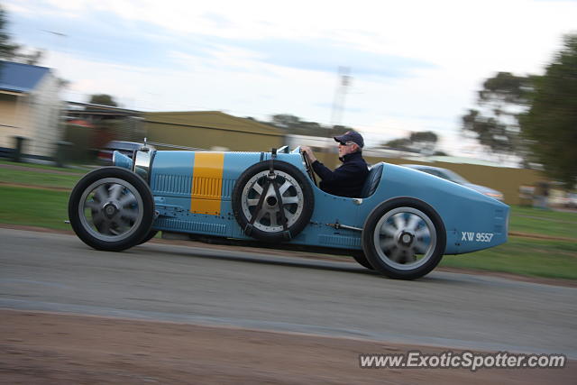 Bugatti 35b spotted in Winton, Australia