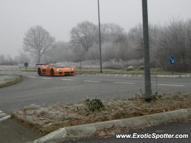 Gumpert Apollo spotted in Hamburg, Germany