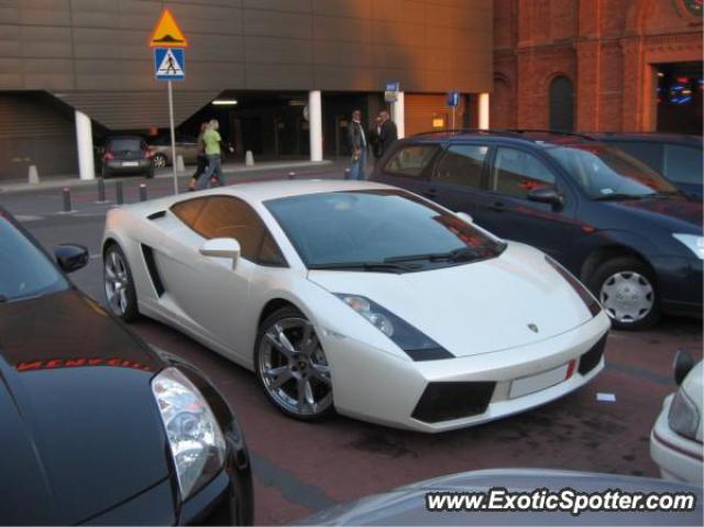 Lamborghini Gallardo spotted in Lodz, Poland