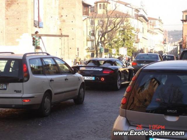 Porsche Carrera GT spotted in Verona, Italy