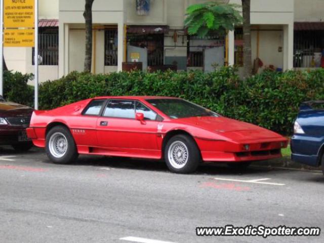 Lotus Esprit spotted in Singapore, Singapore