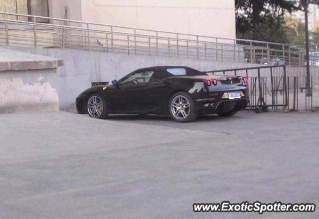 Ferrari F430 spotted in Zhengjiang, China