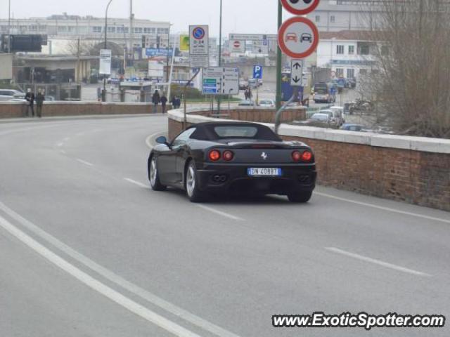 Ferrari 360 Modena spotted in Venice, Italy