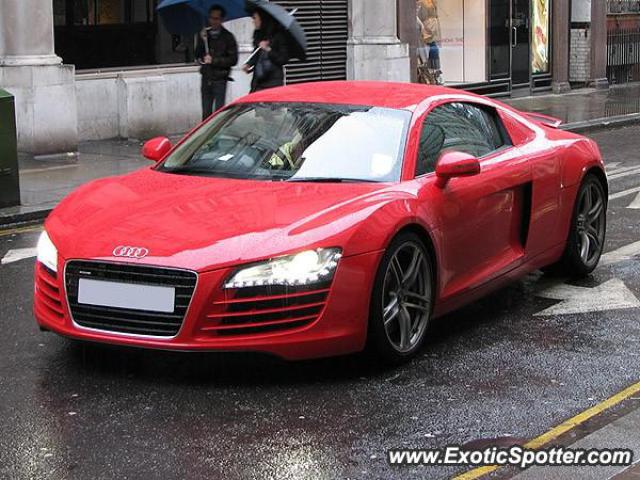 Audi R8 spotted in London, United Kingdom