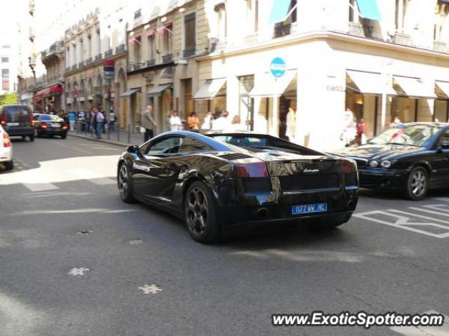 Lamborghini Gallardo spotted in Lyon, France