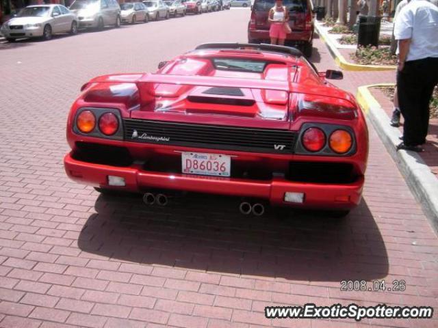 Lamborghini Diablo spotted in Orlando, Florida