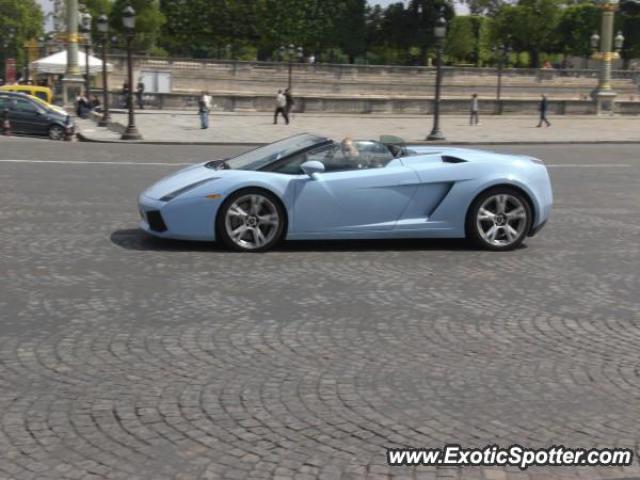 Lamborghini Gallardo spotted in Paris, France