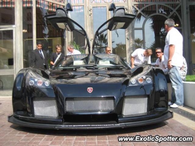Gumpert Apollo spotted in Cannes, France