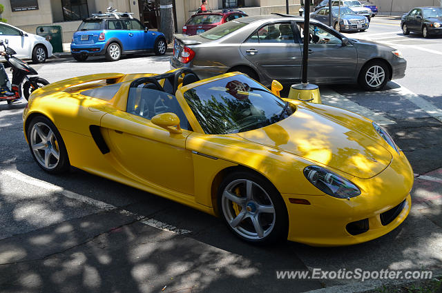 Porsche Carrera GT spotted in Greenwich, Connecticut