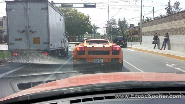 Lamborghini Gallardo spotted in Lima, Peru