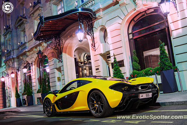 Mclaren P1 spotted in Paris, France