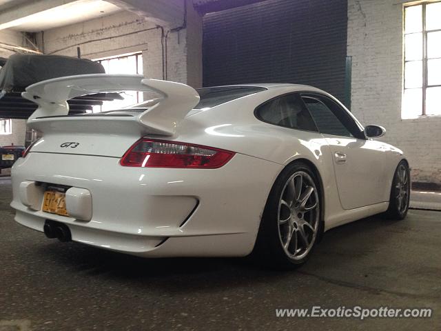 Porsche 911 GT3 spotted in Manhattrn, New York