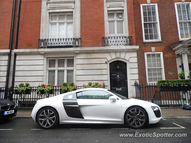 Audi R8 spotted in London, United Kingdom