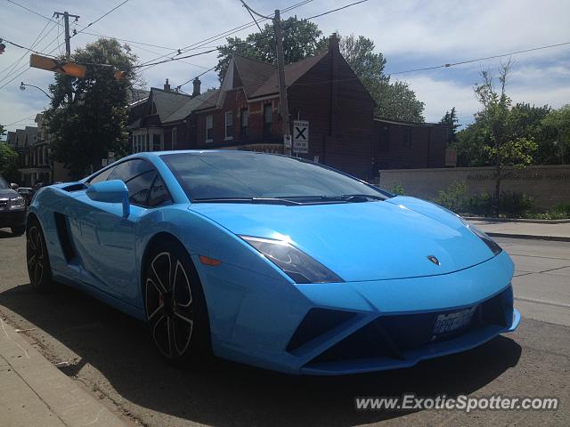 Lamborghini Gallardo spotted in Toronto, Canada