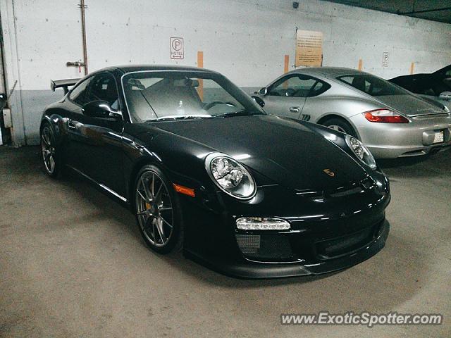 Porsche 911 GT3 spotted in Montreal, Canada