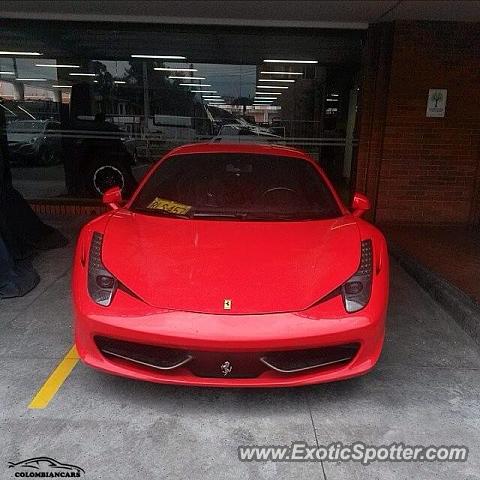 Ferrari 458 Italia spotted in Bogota, Colombia