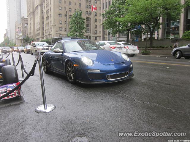 Porsche 911 GT3 spotted in Montreal, Canada