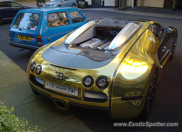 Bugatti Veyron spotted in London, United Kingdom